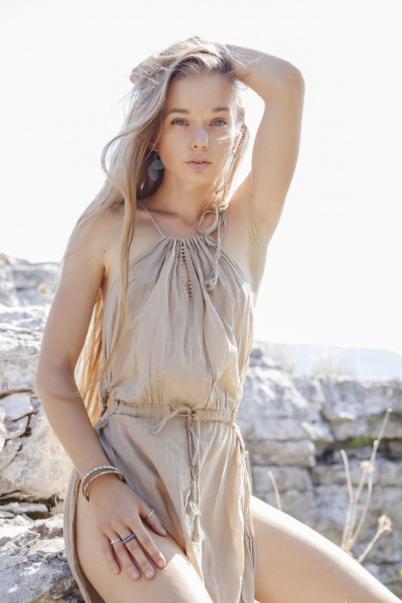 Надиночка, 25 лет, 8 размер груди